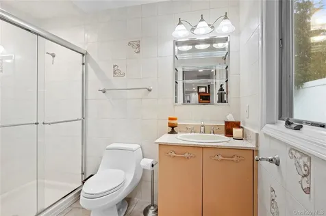 2686 Frances Street Bellmore NY 11710