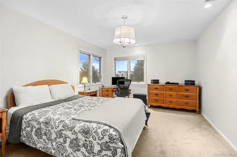 2686 Frances Street Bellmore NY 11710