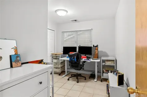 2686 Frances Street Bellmore NY 11710