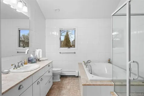 2686 Frances Street Bellmore NY 11710