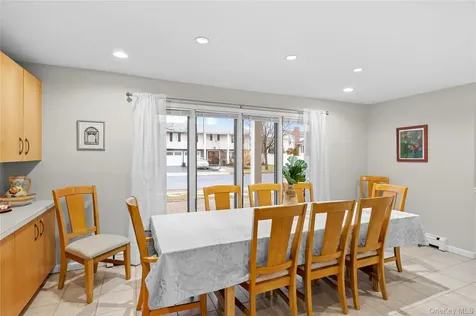 2686 Frances Street Bellmore NY 11710