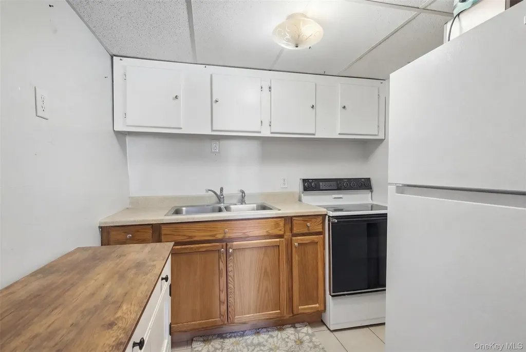 5562 Route 9g Hudson NY 12534