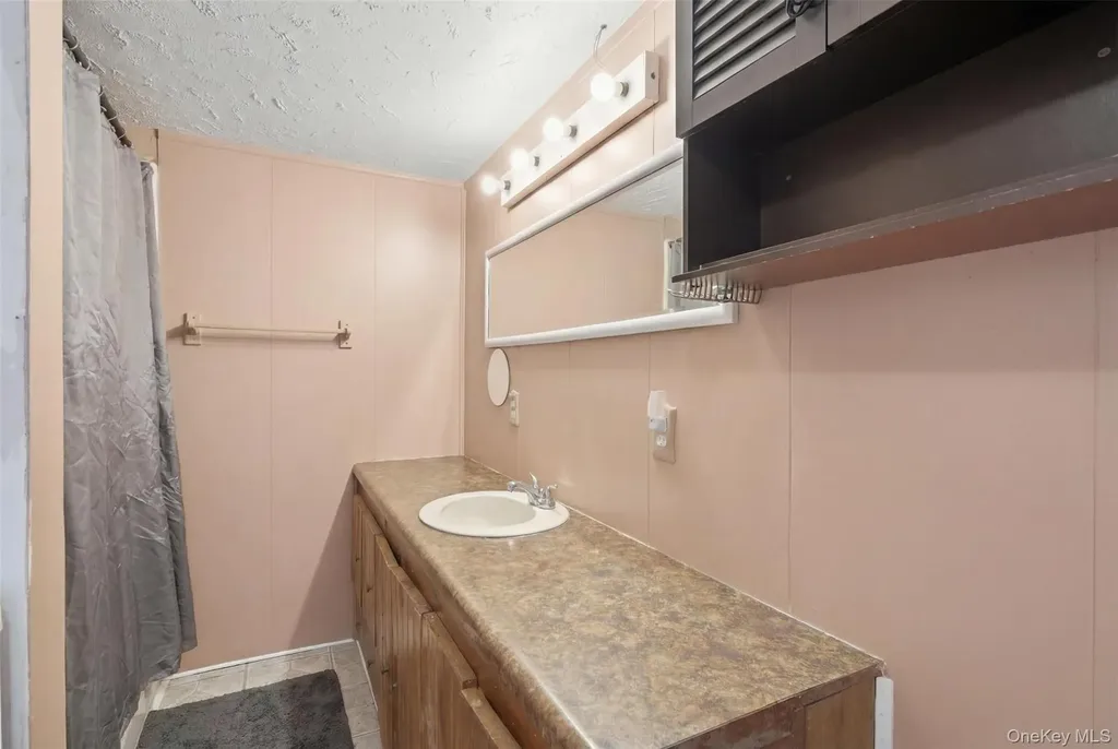 5562 Route 9g Hudson NY 12534