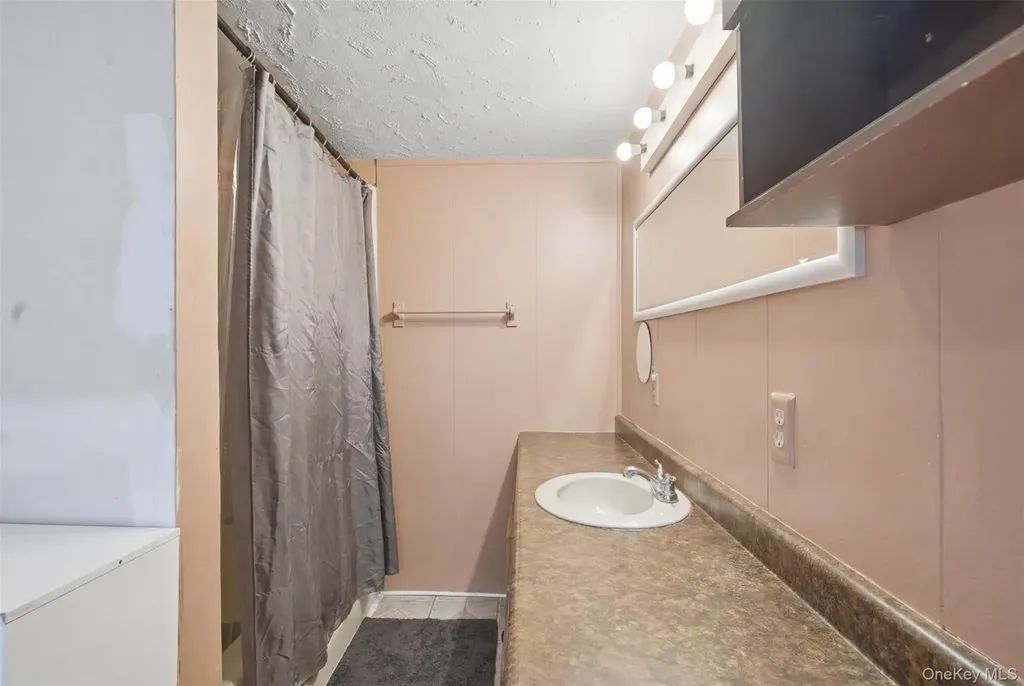 5562 Route 9g Hudson NY 12534