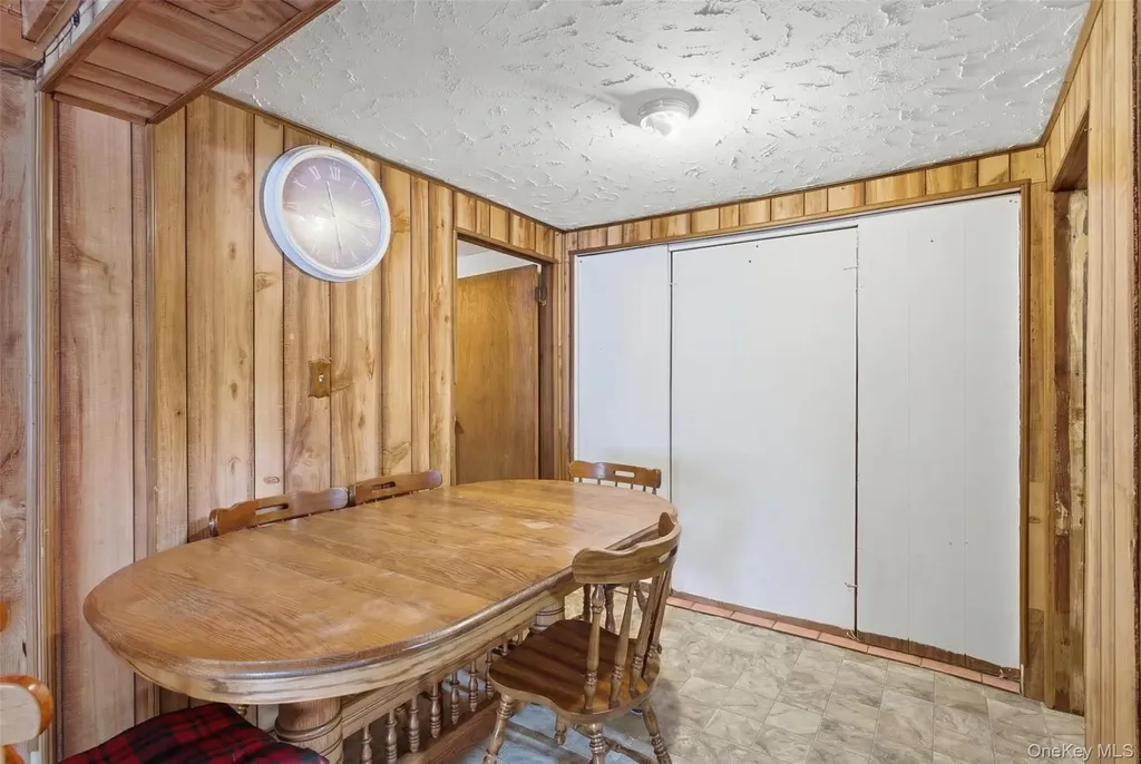 5562 Route 9g Hudson NY 12534