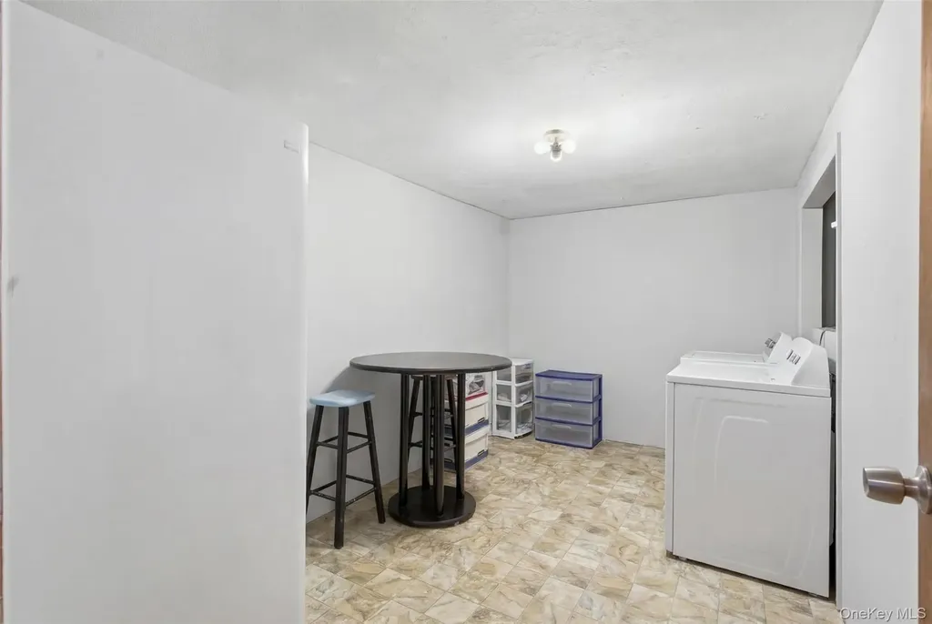5562 Route 9g Hudson NY 12534