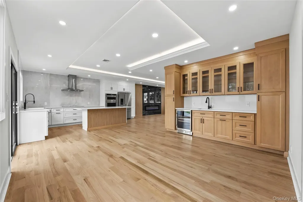 2 Orchid Road Levittown NY 11756