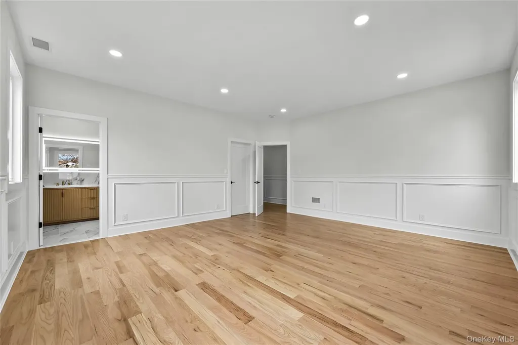 2 Orchid Road Levittown NY 11756