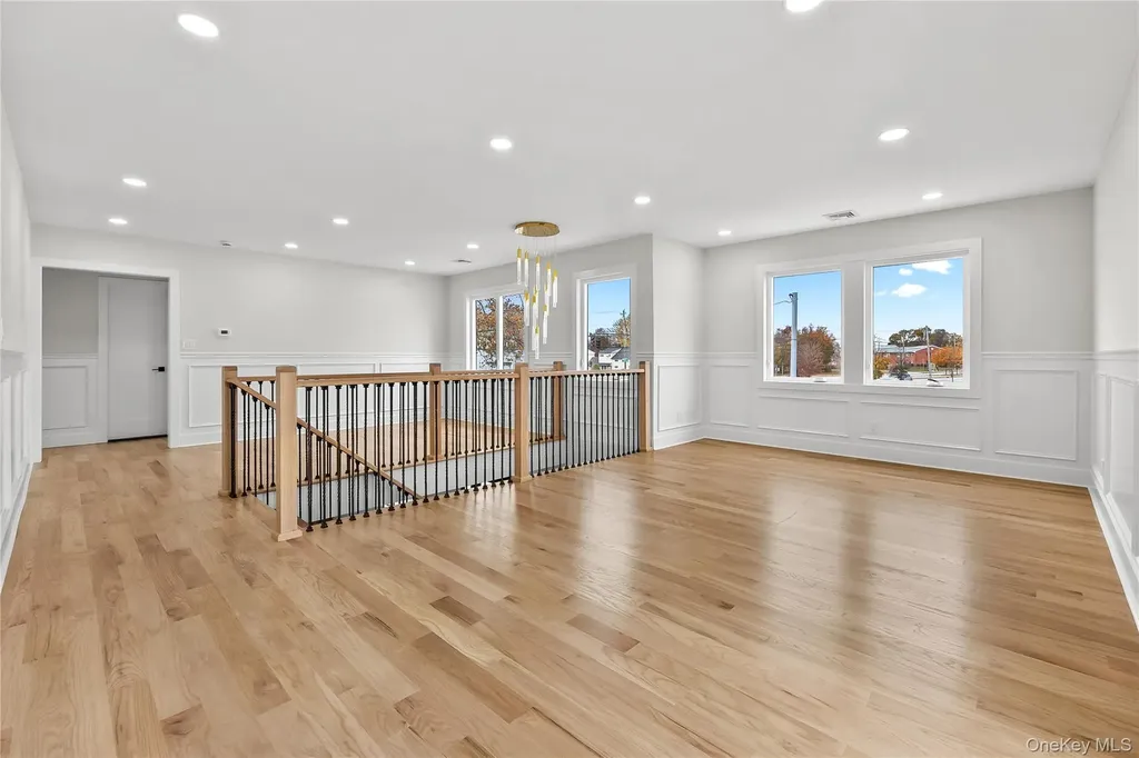 2 Orchid Road Levittown NY 11756