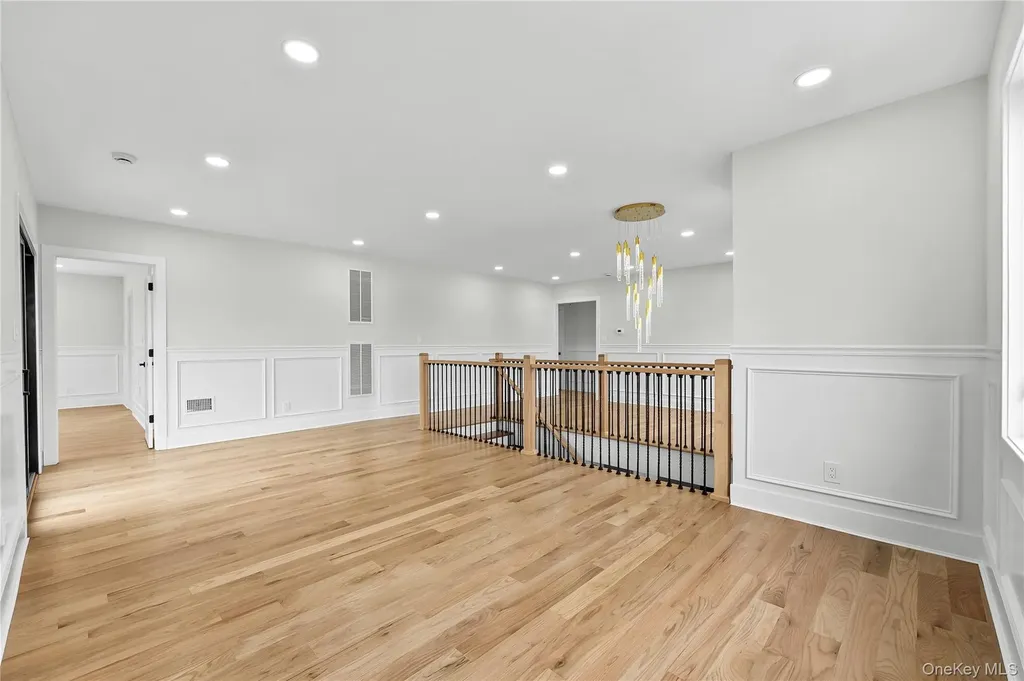 2 Orchid Road Levittown NY 11756