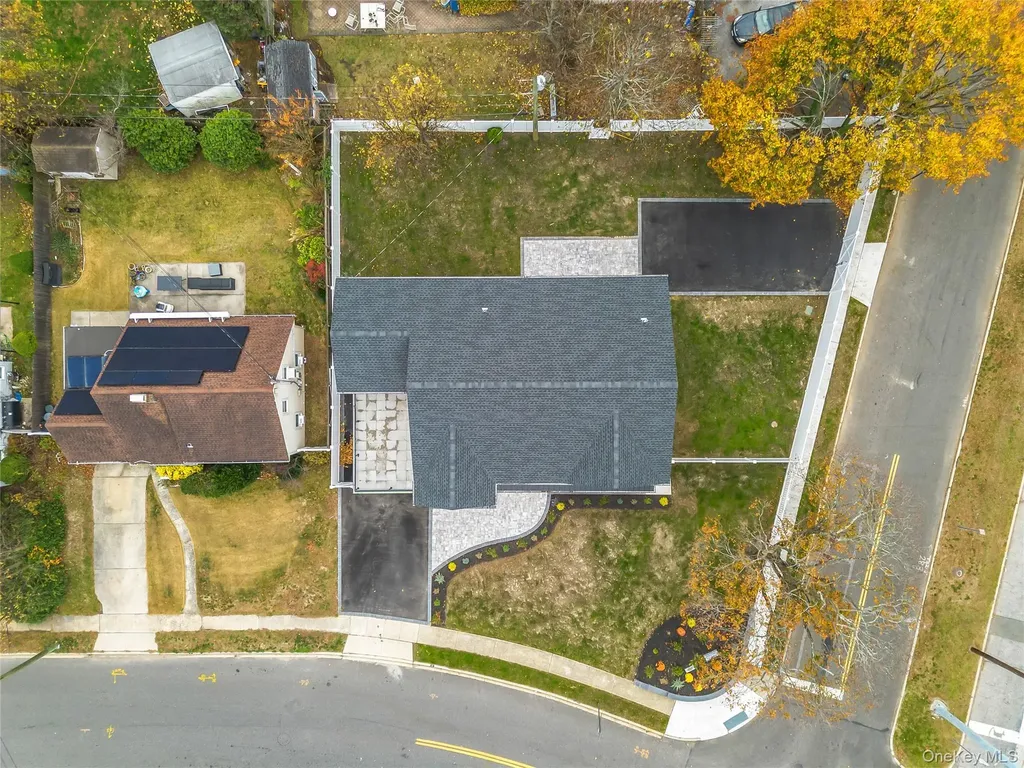 2 Orchid Road Levittown NY 11756