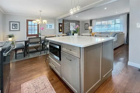 51 Woodland Avenue Poughkeepsie NY 12603