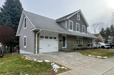 51 Woodland Avenue Poughkeepsie NY 12603