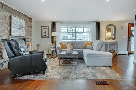 51 Woodland Avenue Poughkeepsie NY 12603