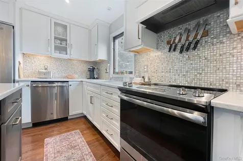 51 Woodland Avenue Poughkeepsie NY 12603