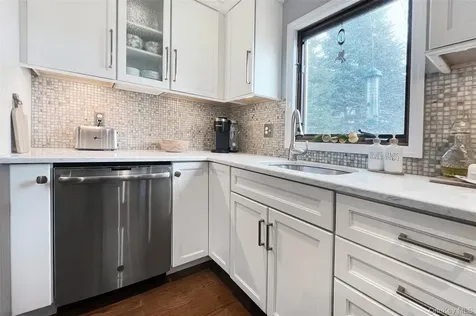 51 Woodland Avenue Poughkeepsie NY 12603