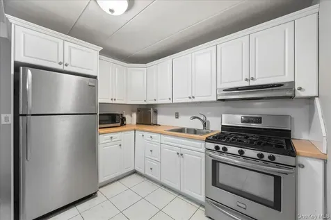 2035 Central Park Avenue Yonkers NY 10710