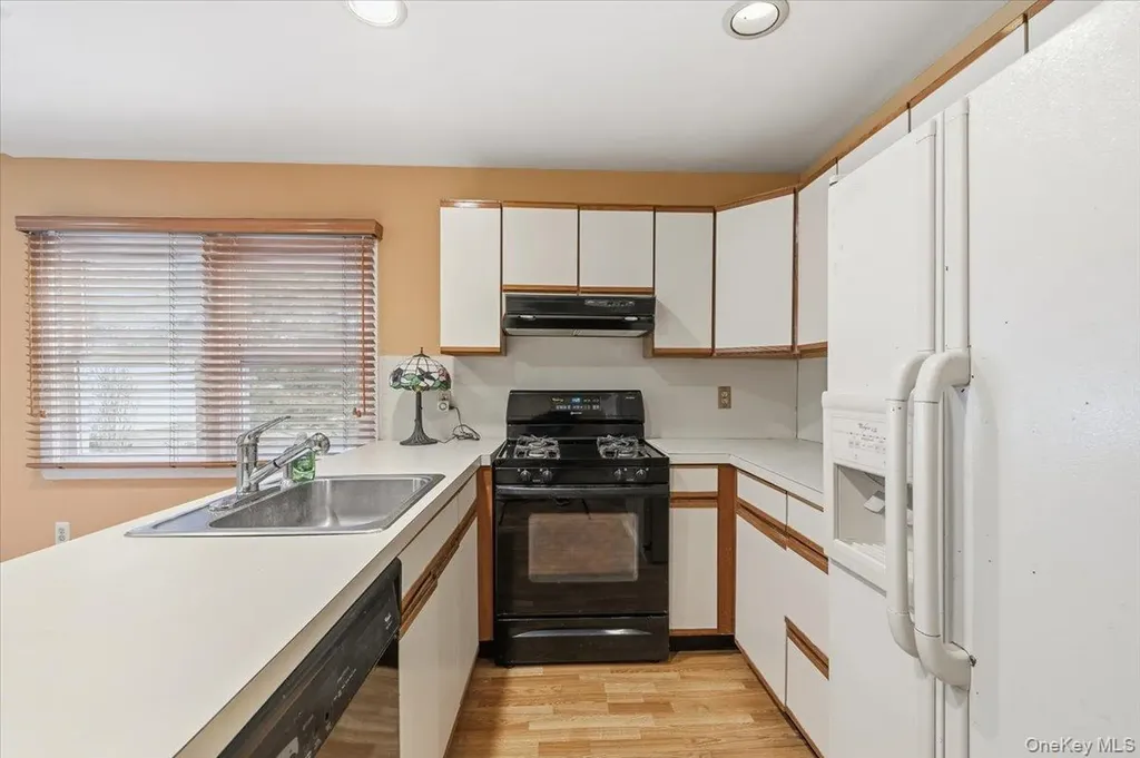 13 Jean Road West Islip NY 11795