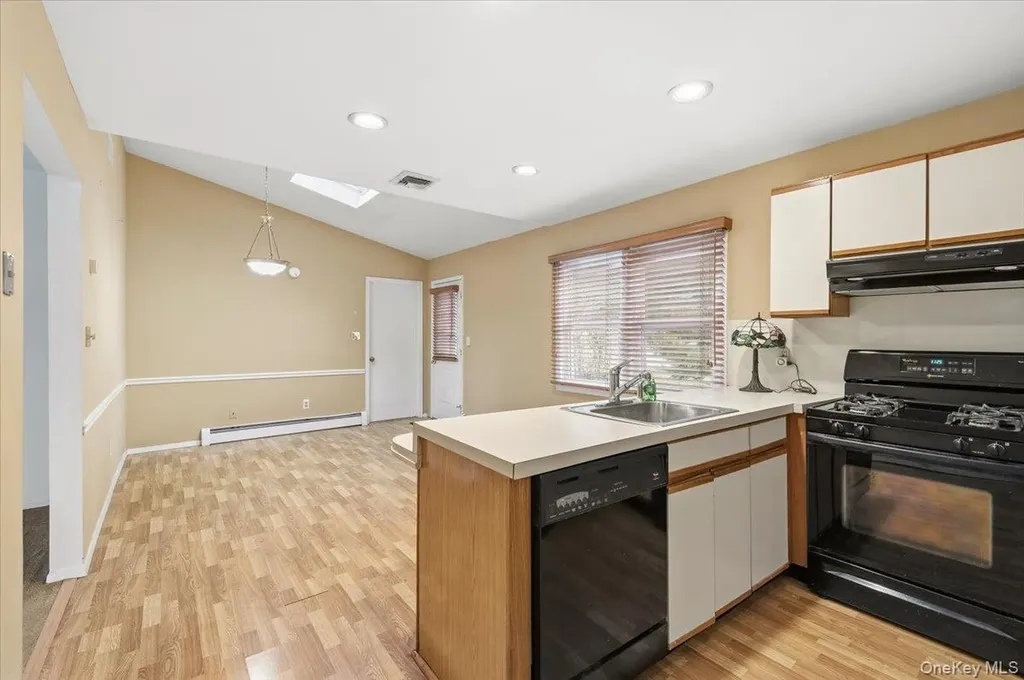 13 Jean Road West Islip NY 11795