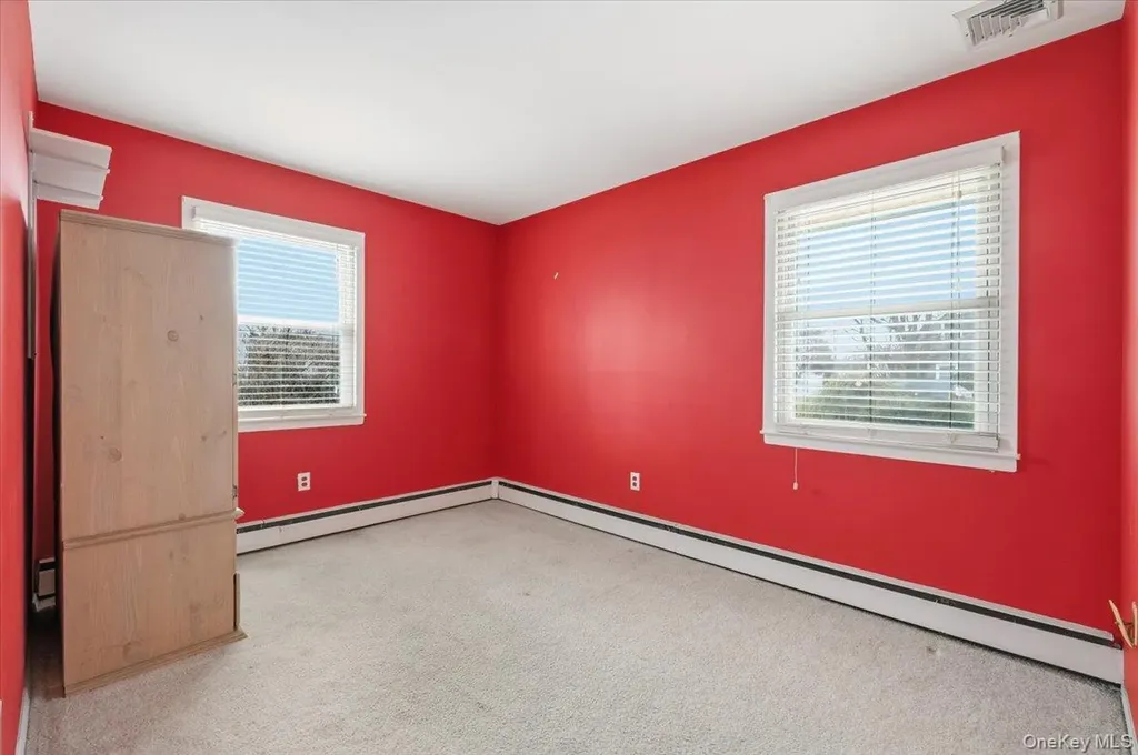 13 Jean Road West Islip NY 11795