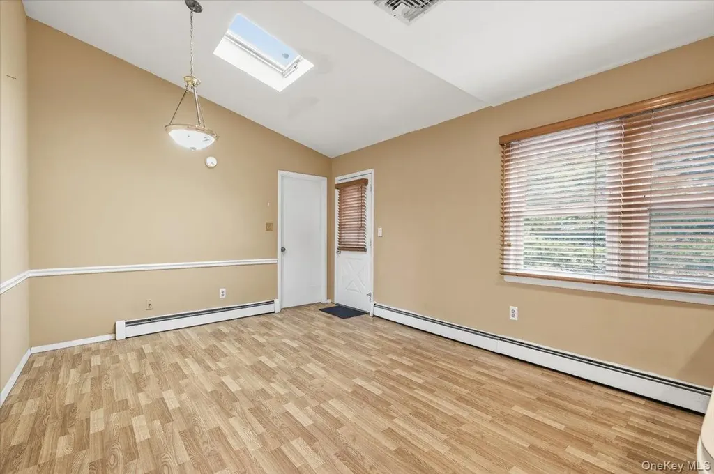 13 Jean Road West Islip NY 11795