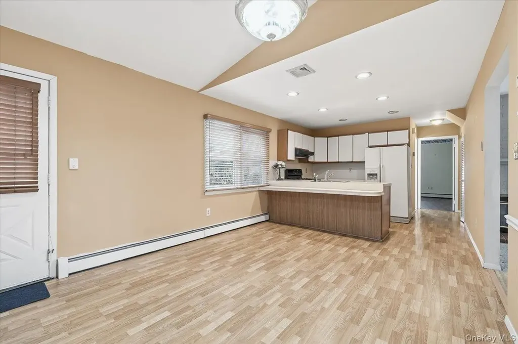 13 Jean Road West Islip NY 11795