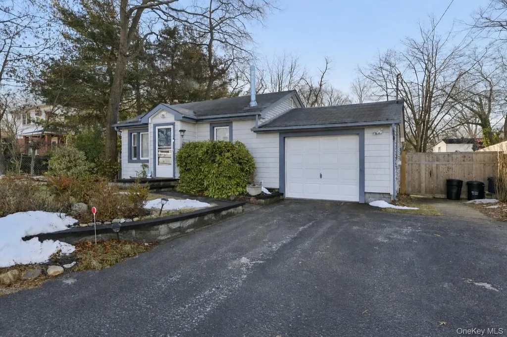 60 Green Avenue Patchogue NY 11772