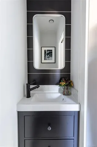 172 5th Street Greenport NY 11944