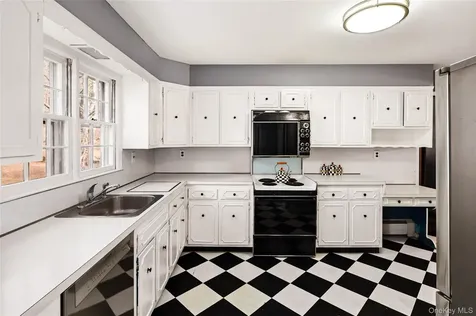 58 Millbrook Road Bedford NY 10506