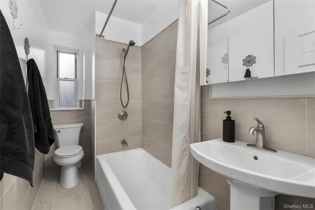 800 Grand Concourse Bronx NY 10451