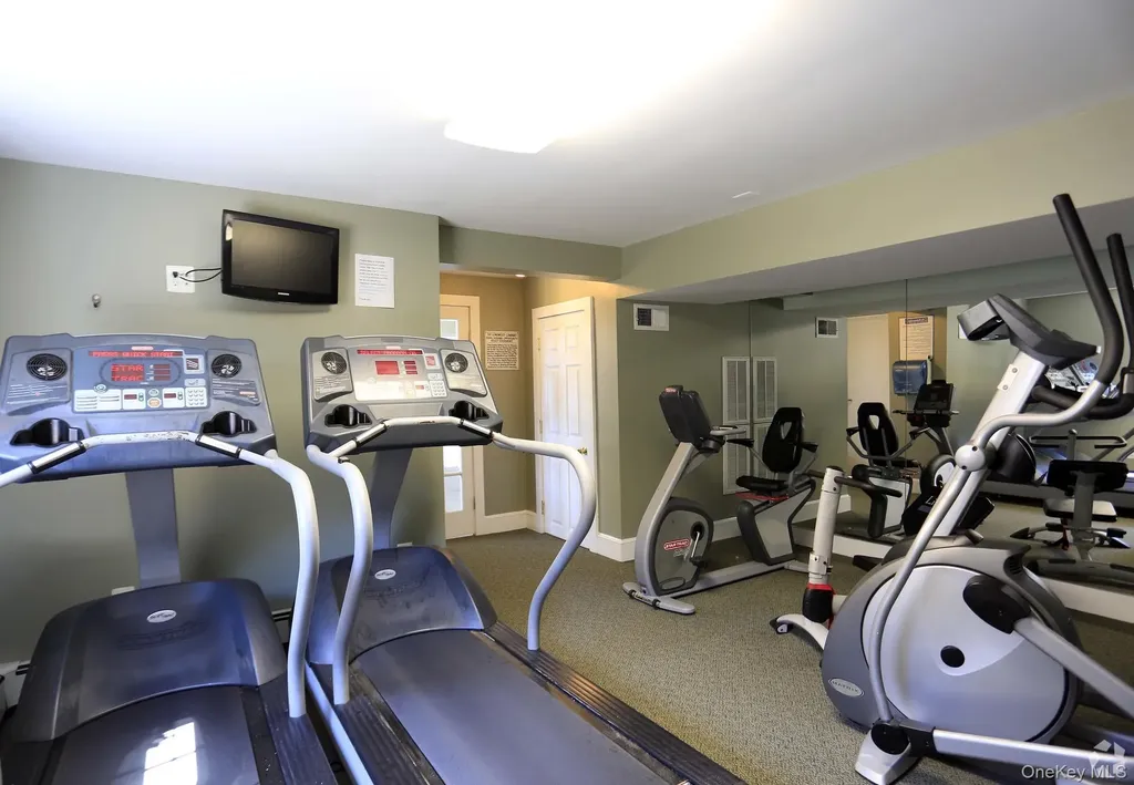 409 Marine Lane West Babylon NY 11704