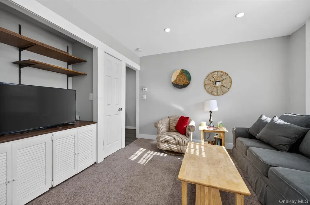 2934 Dahlia Avenue Baldwin NY 11510