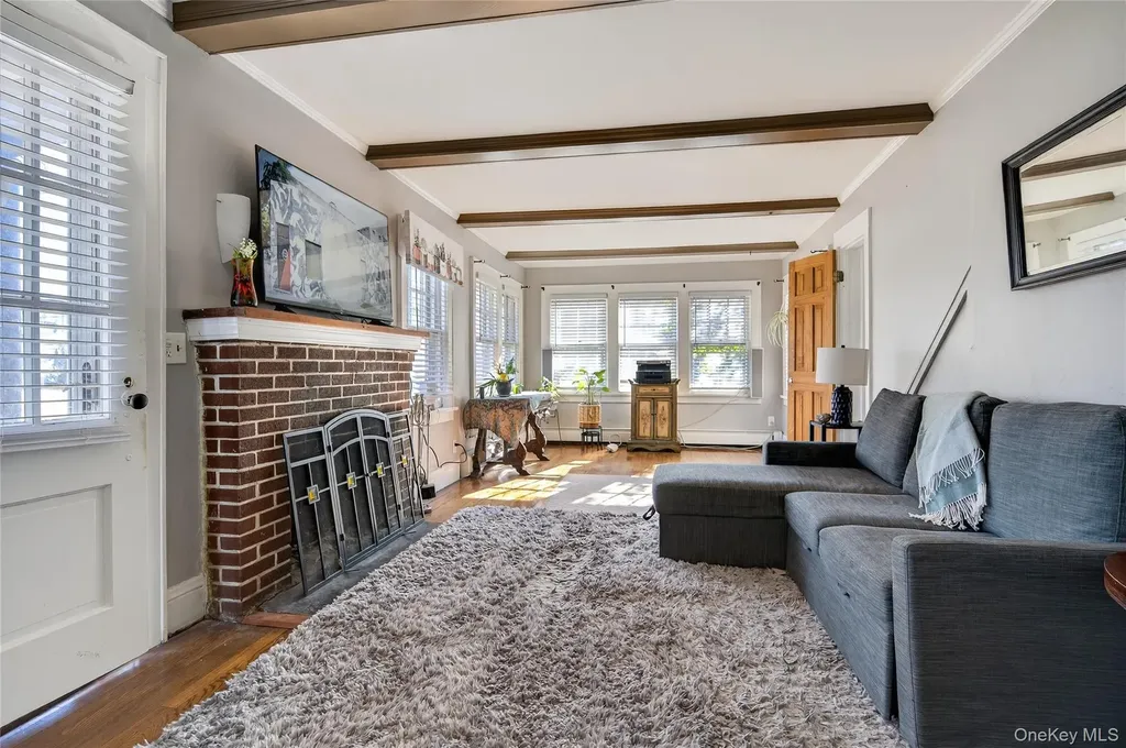 2934 Dahlia Avenue Baldwin NY 11510
