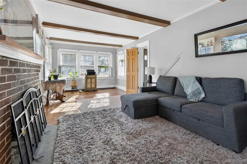 2934 Dahlia Avenue Baldwin NY 11510
