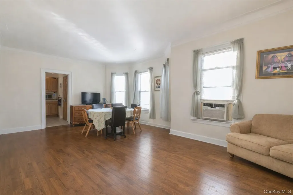 717 E 37th Street Brooklyn NY 11203