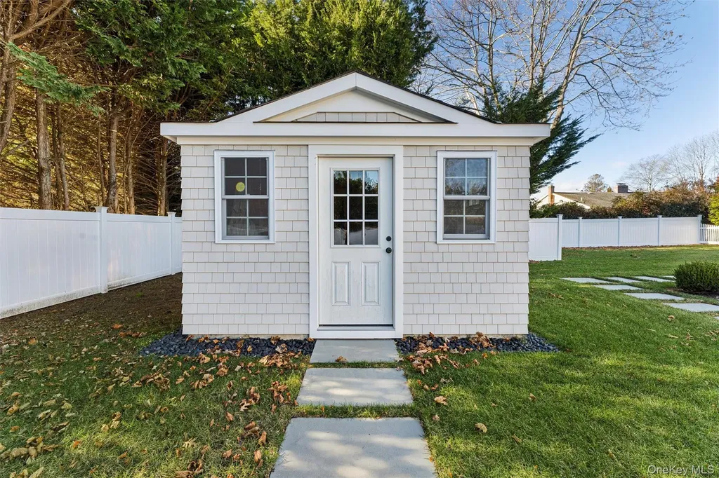 275 Mill Road Westhampton Beach NY 11978