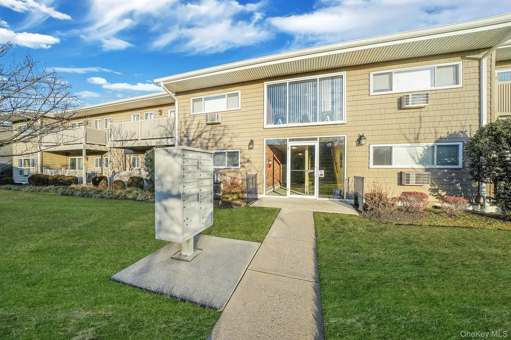 365 Route 111 Smithtown NY 11787