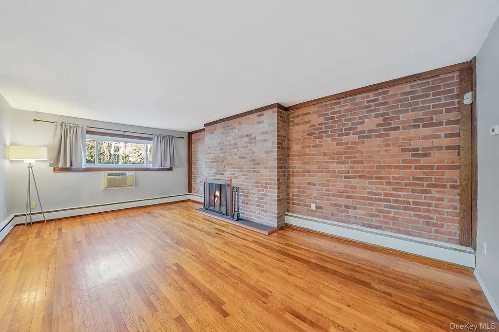 365 Route 111 Smithtown NY 11787