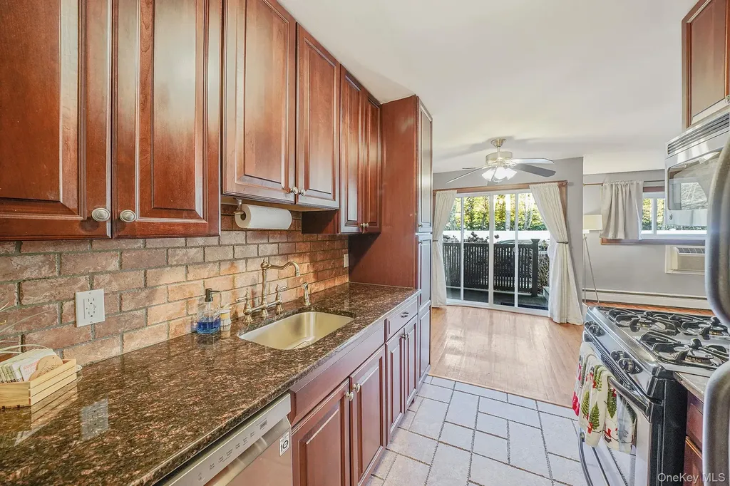 365 Route 111 Smithtown NY 11787