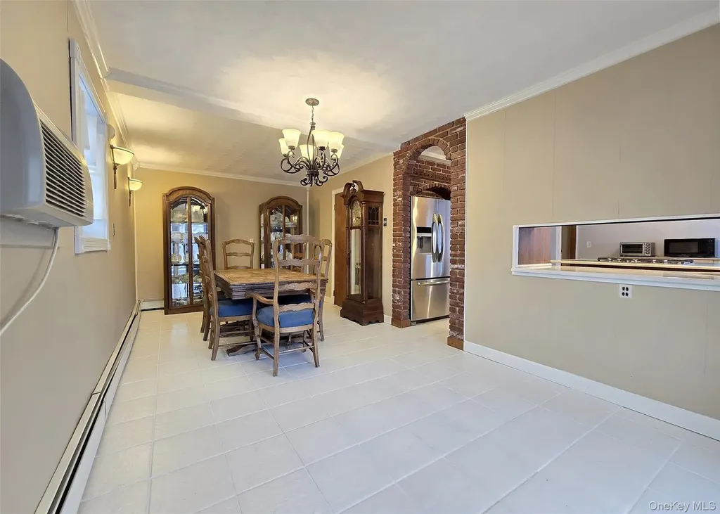 50 Spur Lane Centereach NY 11720