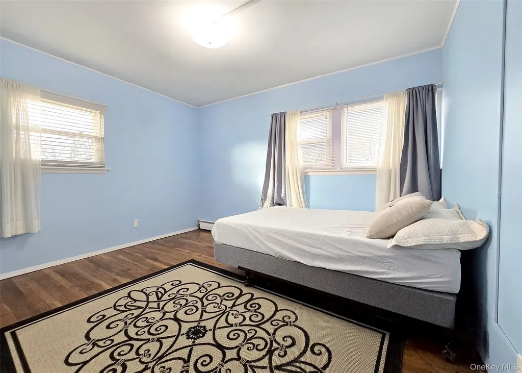 50 Spur Lane Centereach NY 11720