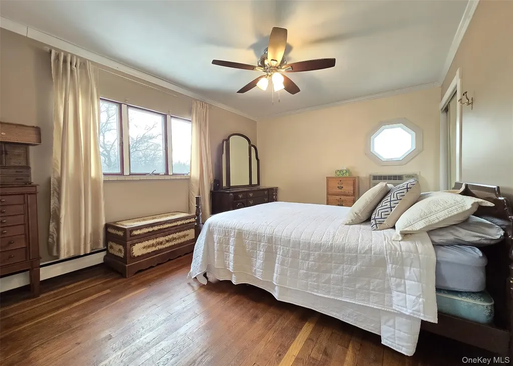 50 Spur Lane Centereach NY 11720