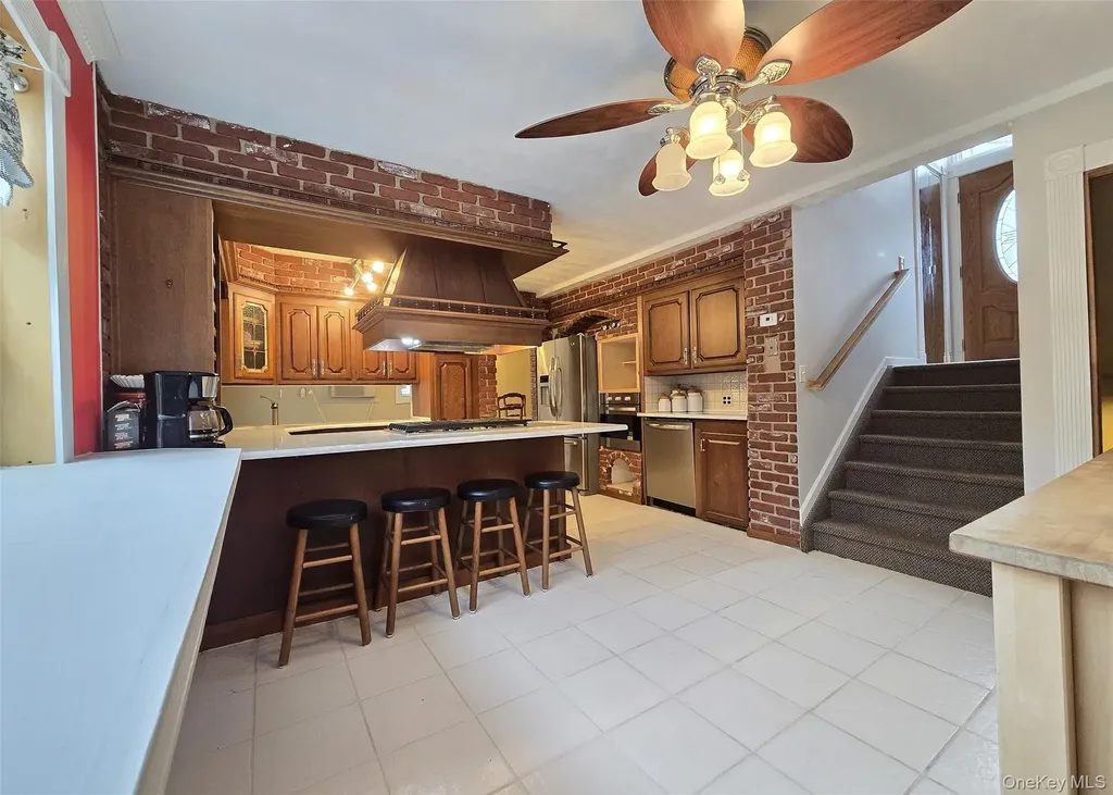 50 Spur Lane Centereach NY 11720