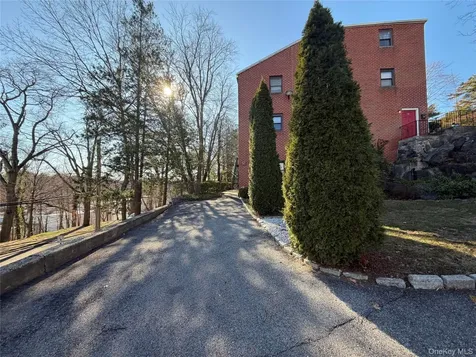 55 Fieldstone Drive Hartsdale NY 10530