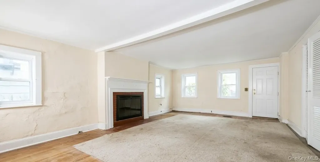 4 The Lane Somers NY 10589