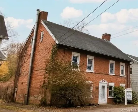4 The Lane Somers NY 10589