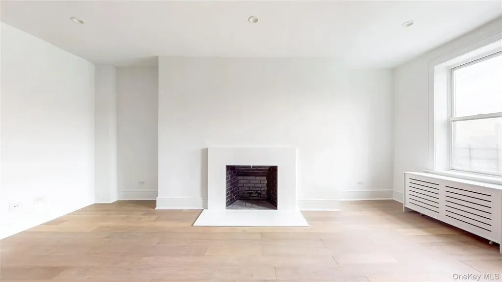 148-09 Northern Boulevard Flushing NY 11354