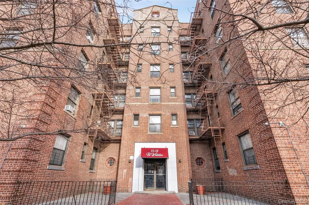 33-38 Parsons Boulevard Flushing NY 11354