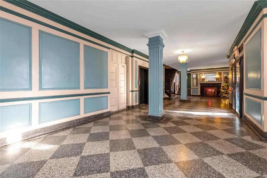 33-38 Parsons Boulevard Flushing NY 11354