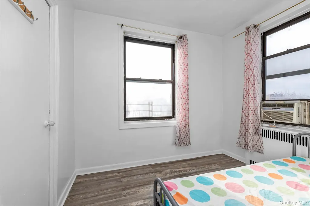 33-38 Parsons Boulevard Flushing NY 11354